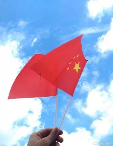紧闭的闸门